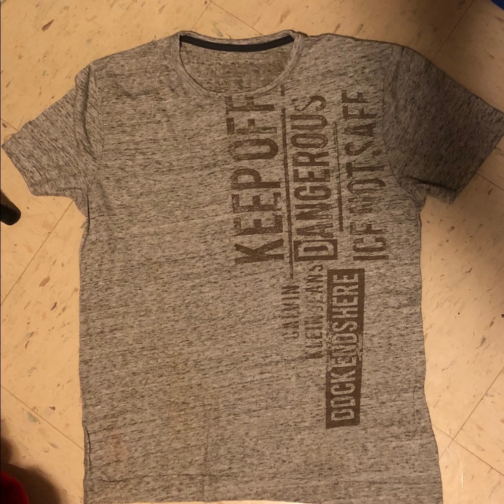 Calvin Klein T-shirt